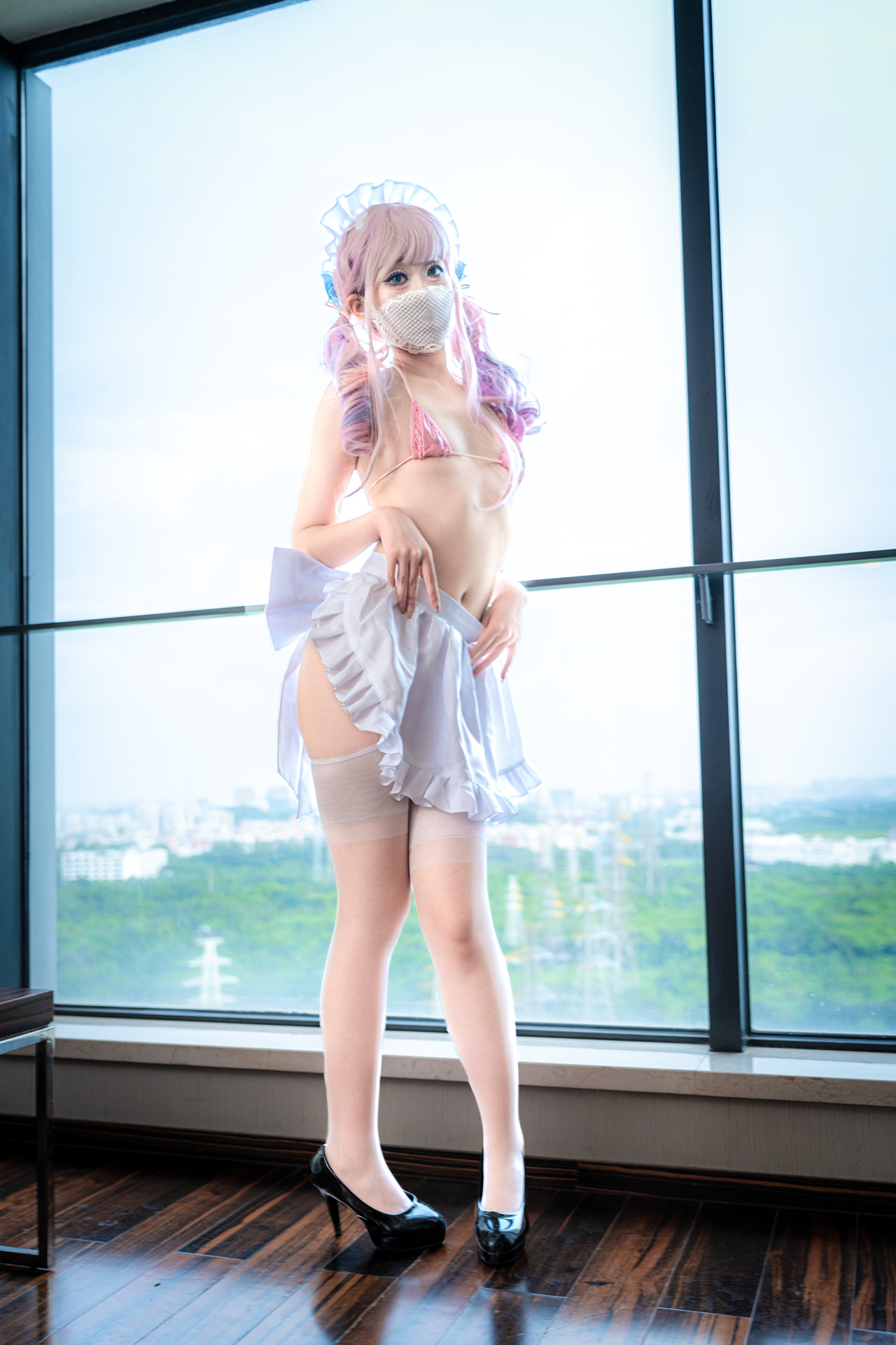 茶籽ccz, ヌード写真集 「D座女仆色色」 Set.01