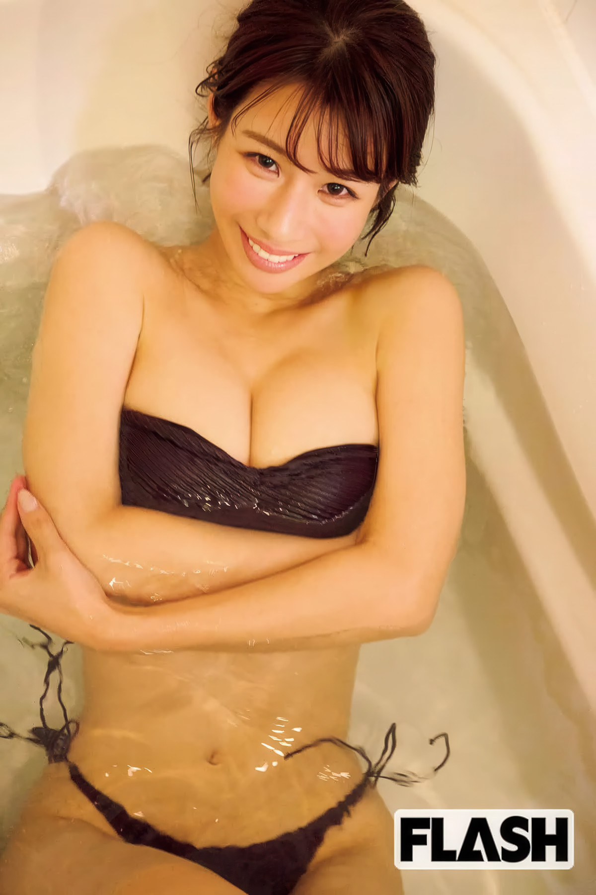 Aoi Tani 谷碧, FLASH 2025.06.24 (フラッシュ 2025年6月24日号)