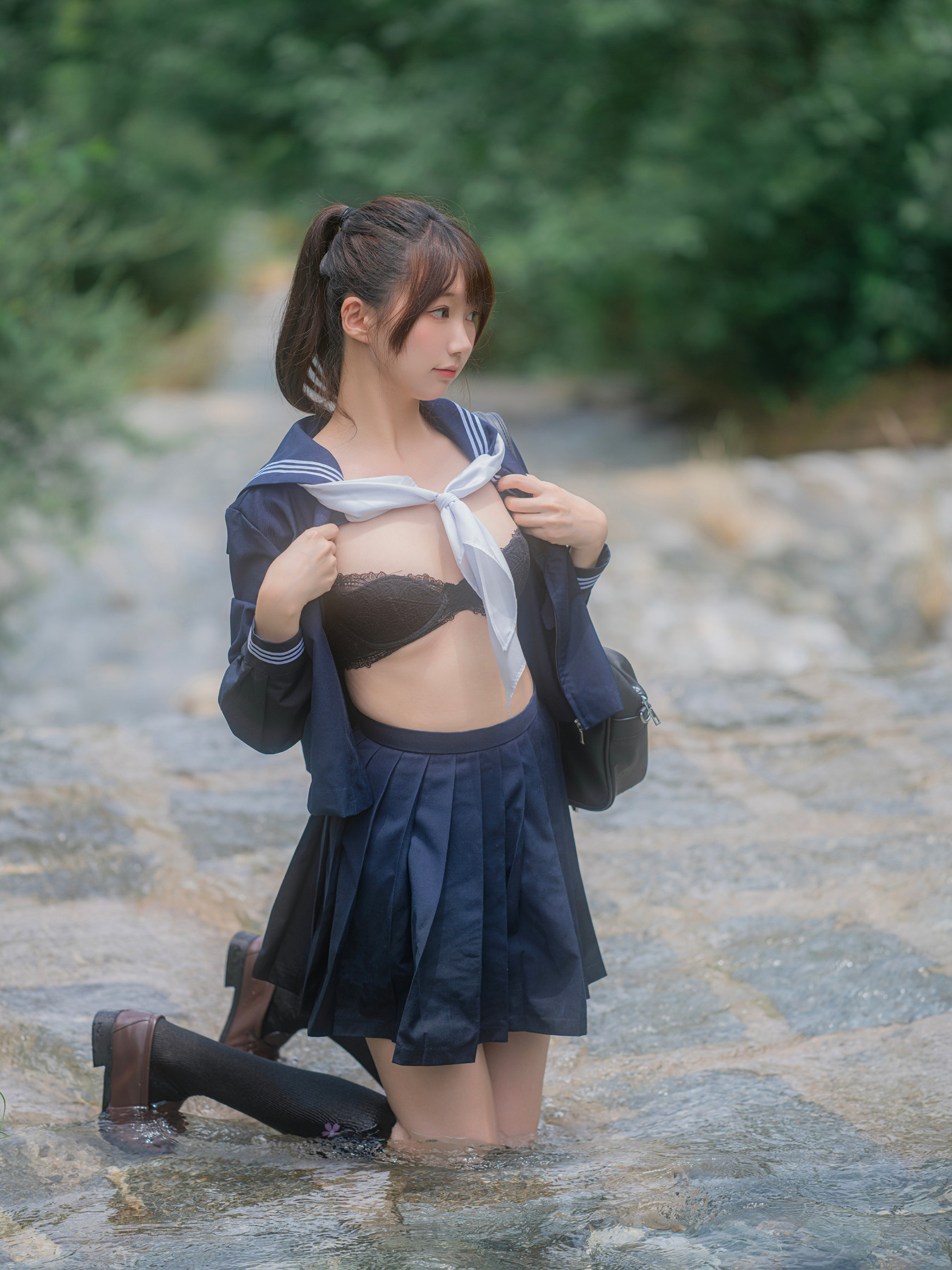 Cosplay Nagisa魔物喵 – 川で水遊び Set.02