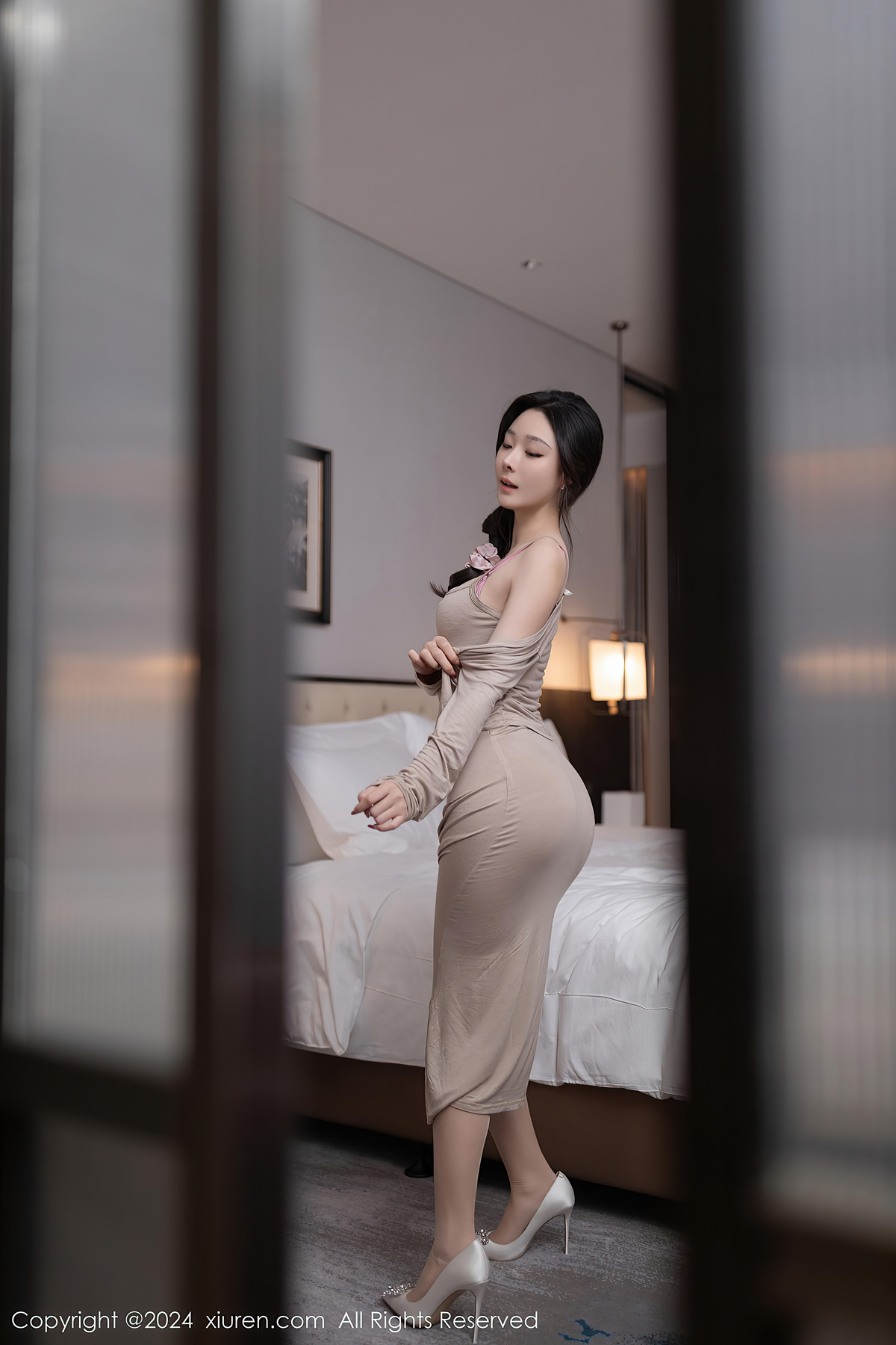 XiuRen秀人网 No.8417 小逗逗XiaoDouDou