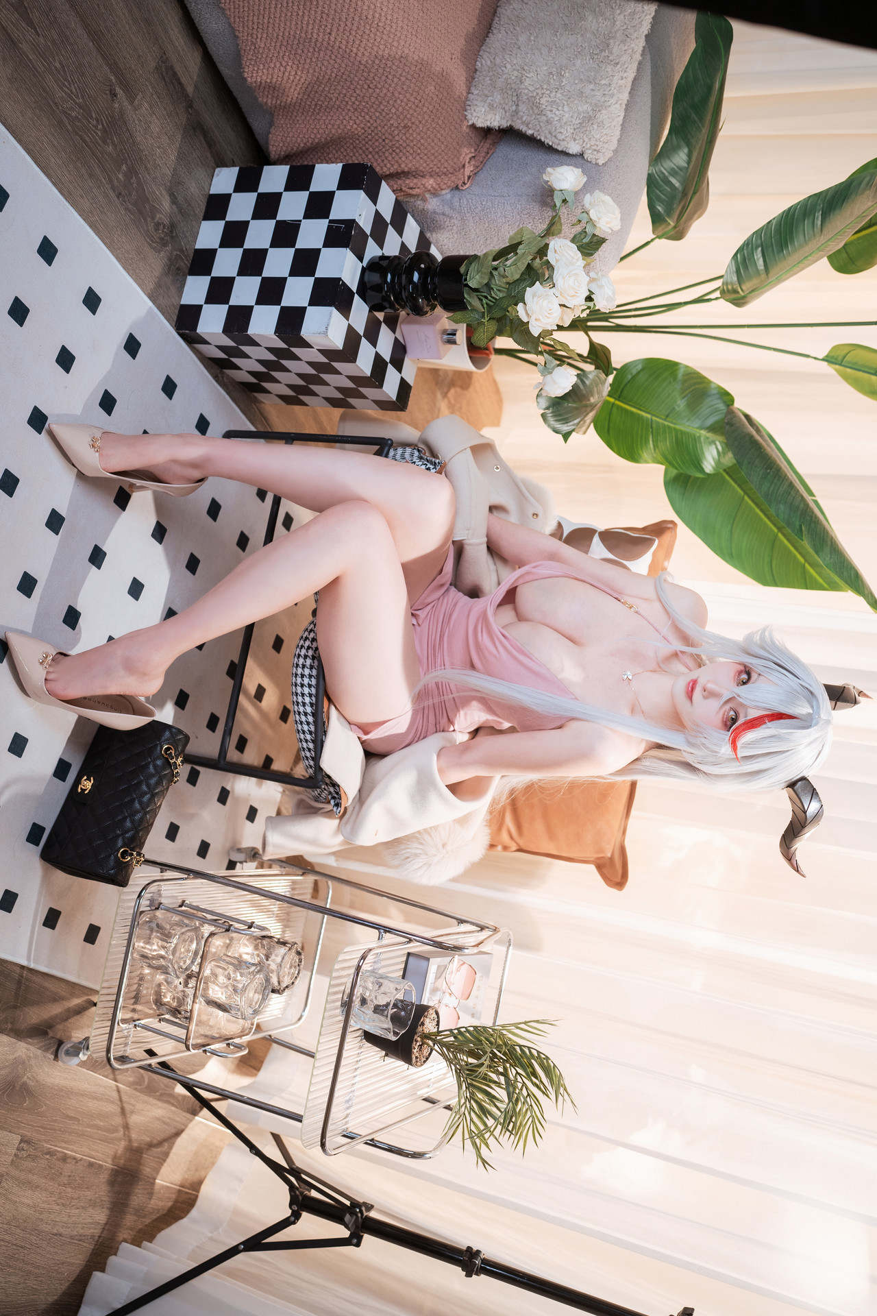 Cosplay Rioko凉凉子 – 碧蓝航线 埃吉尔居家版