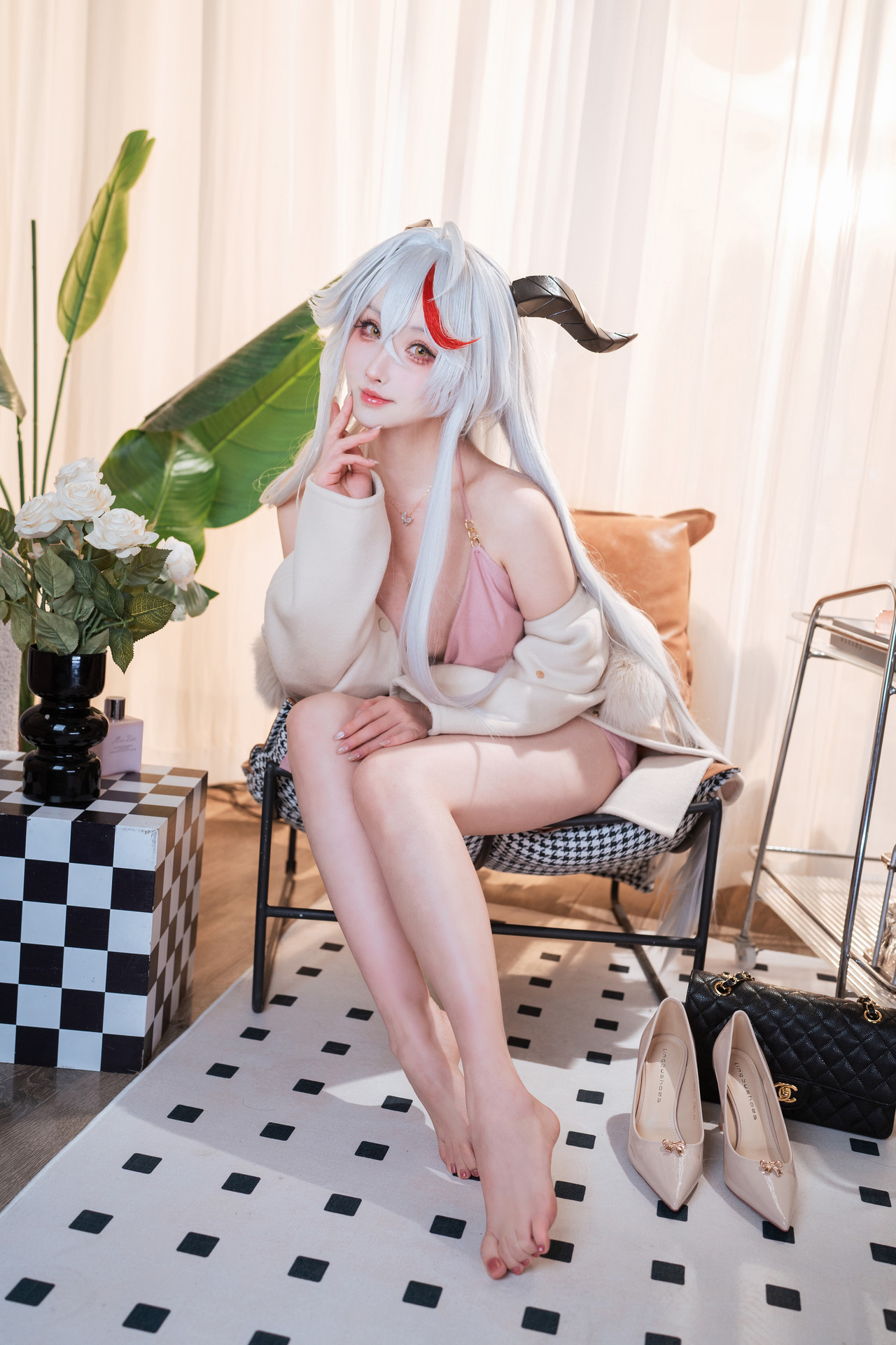 Cosplay Rioko凉凉子 – 碧蓝航线 埃吉尔居家版