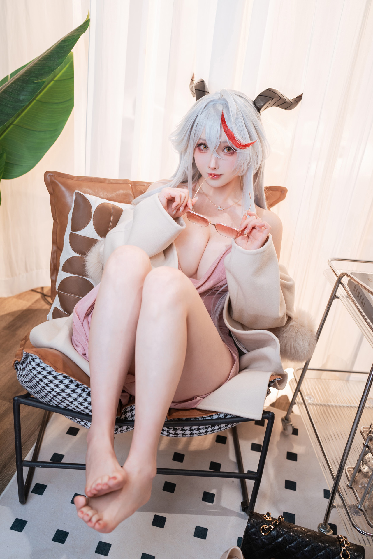 Cosplay Rioko凉凉子 – 碧蓝航线 埃吉尔居家版