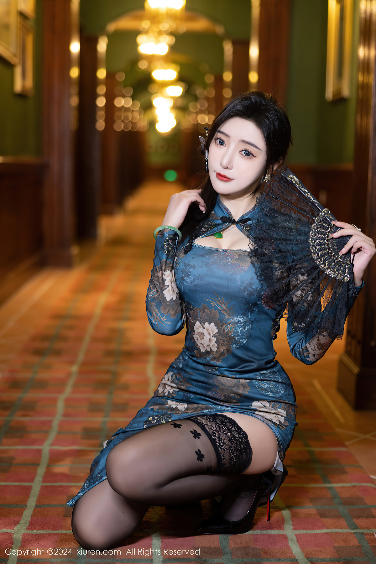 XiuRen秀人网 No.8425 王馨瑶yanni