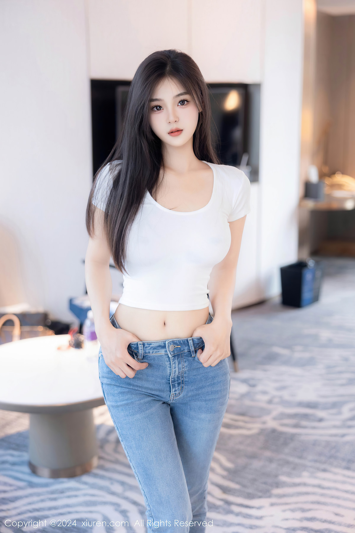 XIUREN No.8467 周周不吃香菜