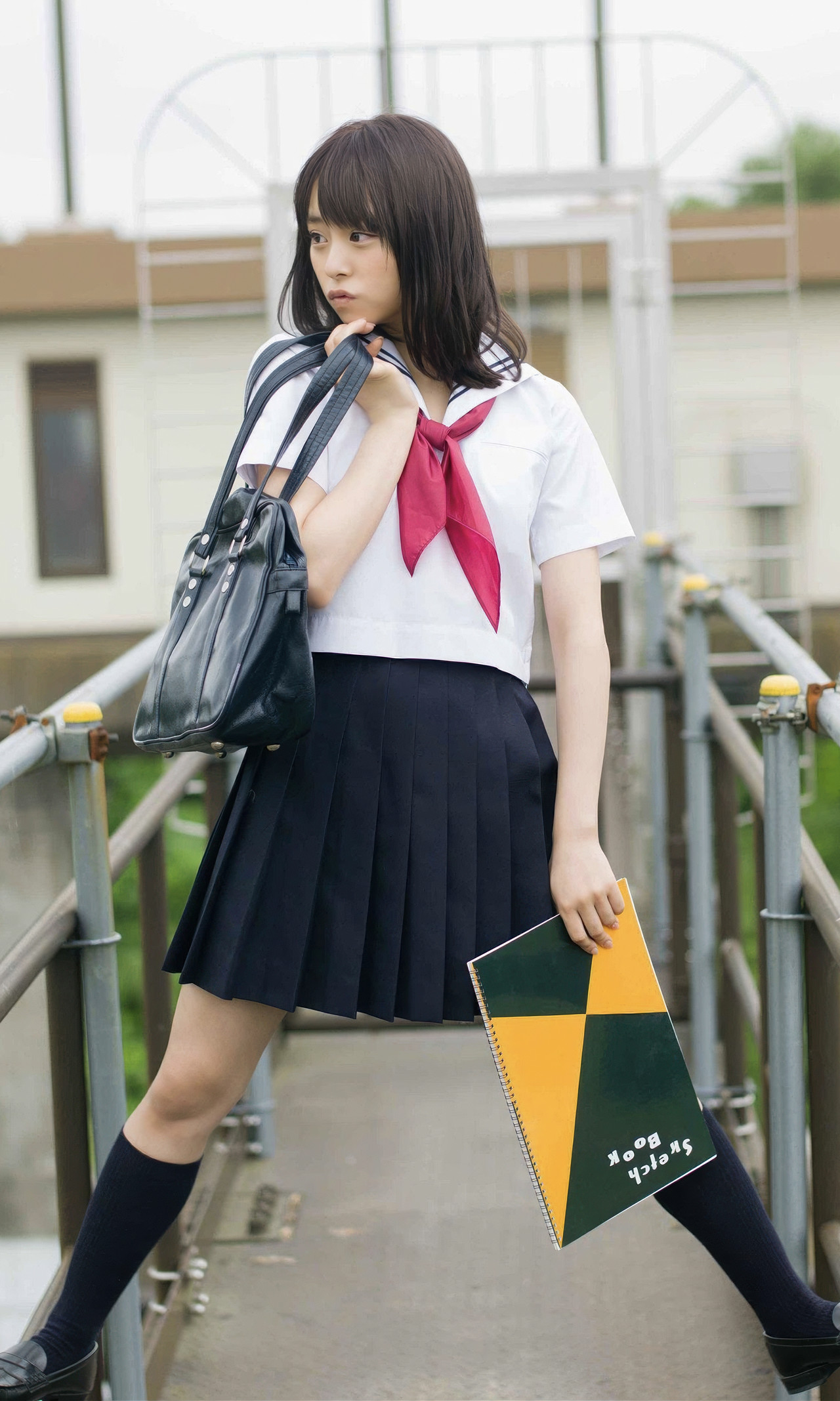 Rena Sato 佐藤麗奈, 週プレ Photo Book 「不思議の国のさとれな」 Set.02