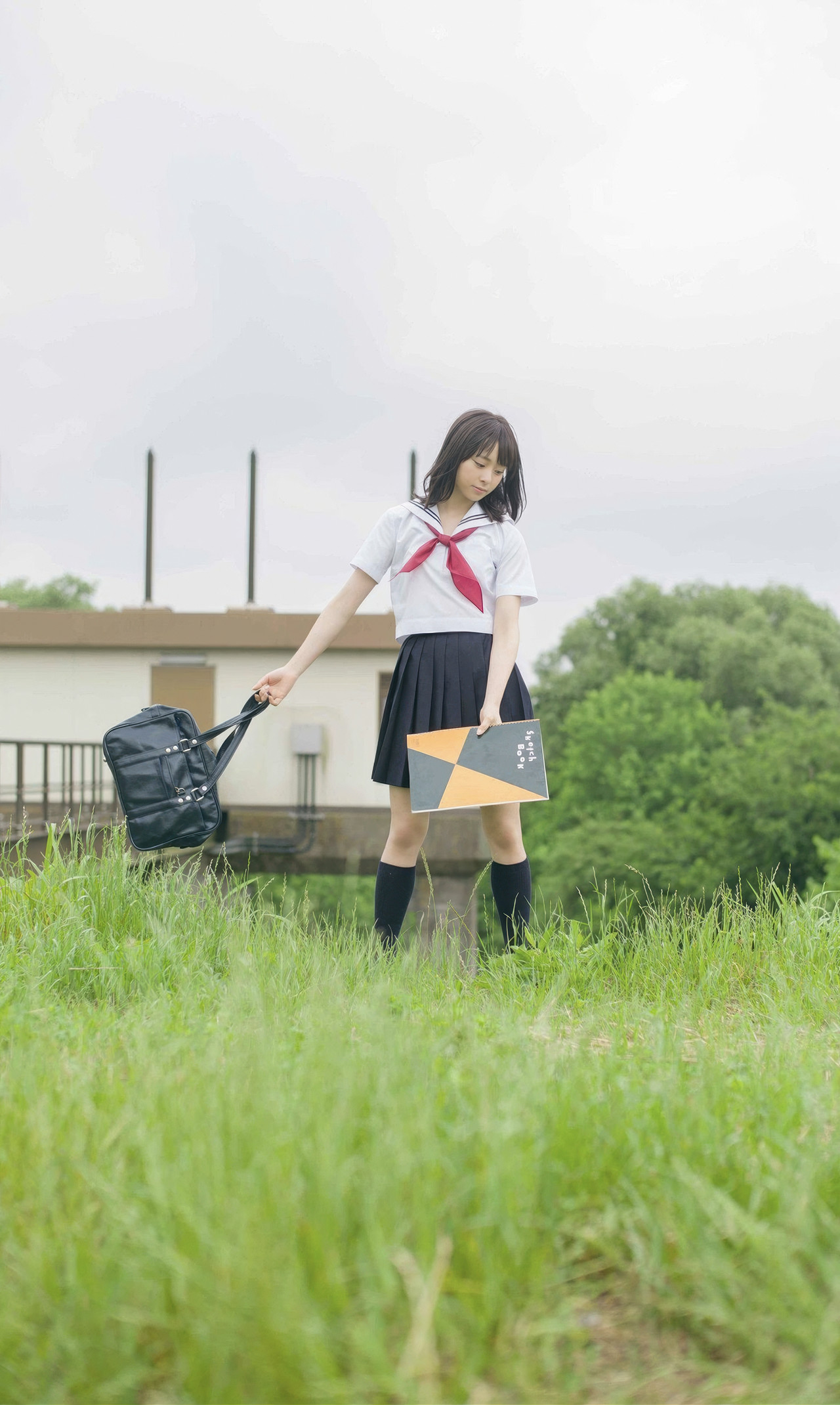 Rena Sato 佐藤麗奈, 週プレ Photo Book 「不思議の国のさとれな」 Set.02
