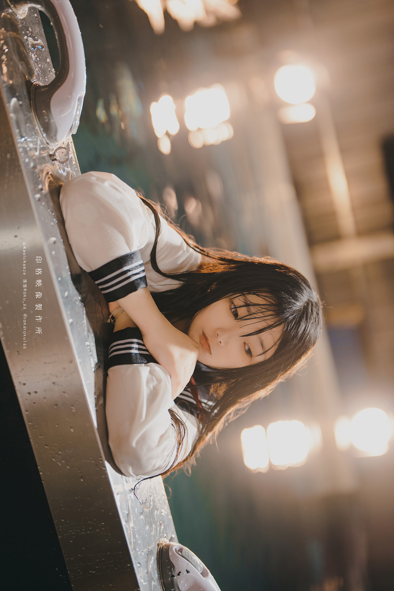 Cosplay 落落Raku – 水泳馆