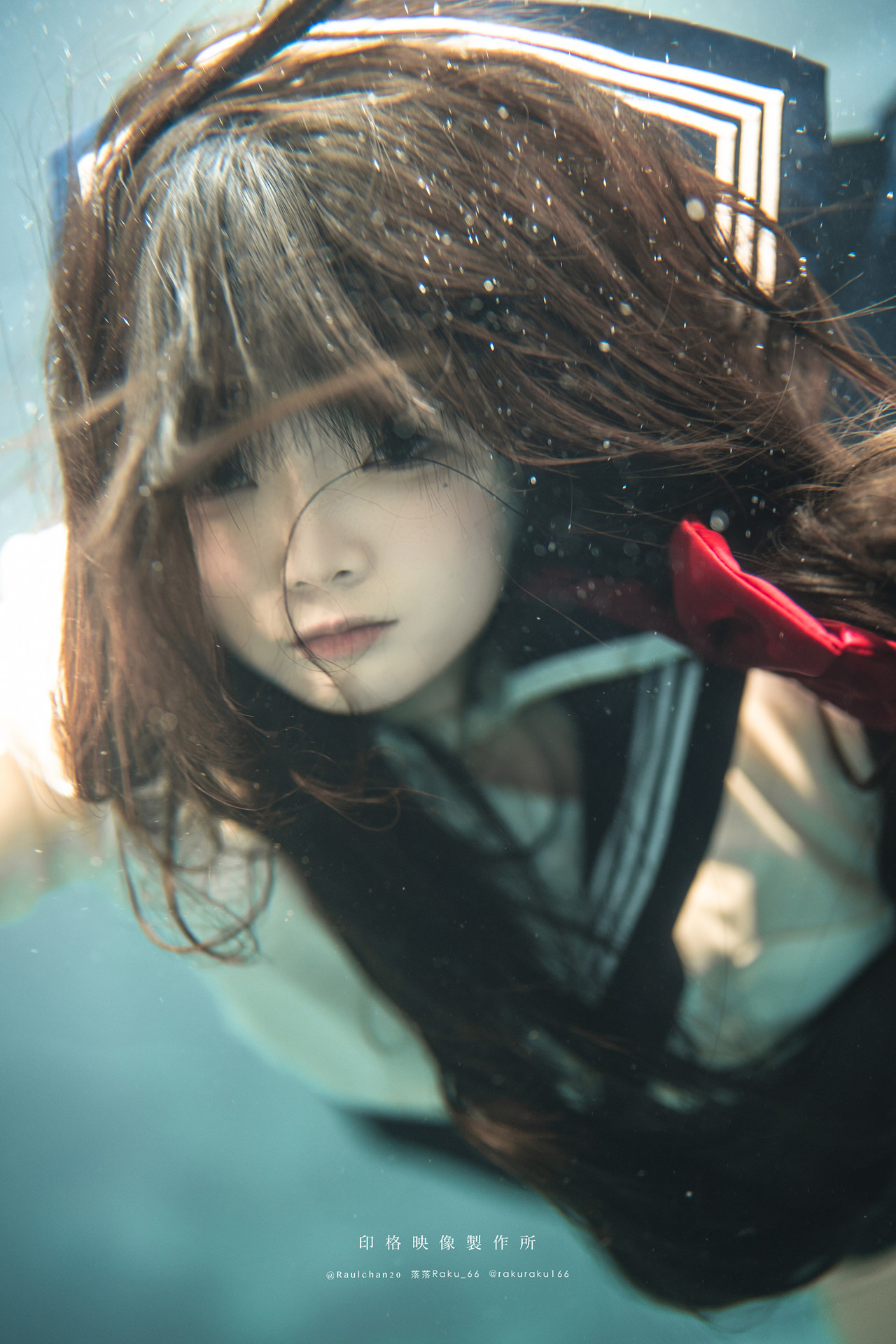 Cosplay 落落Raku – 水泳馆