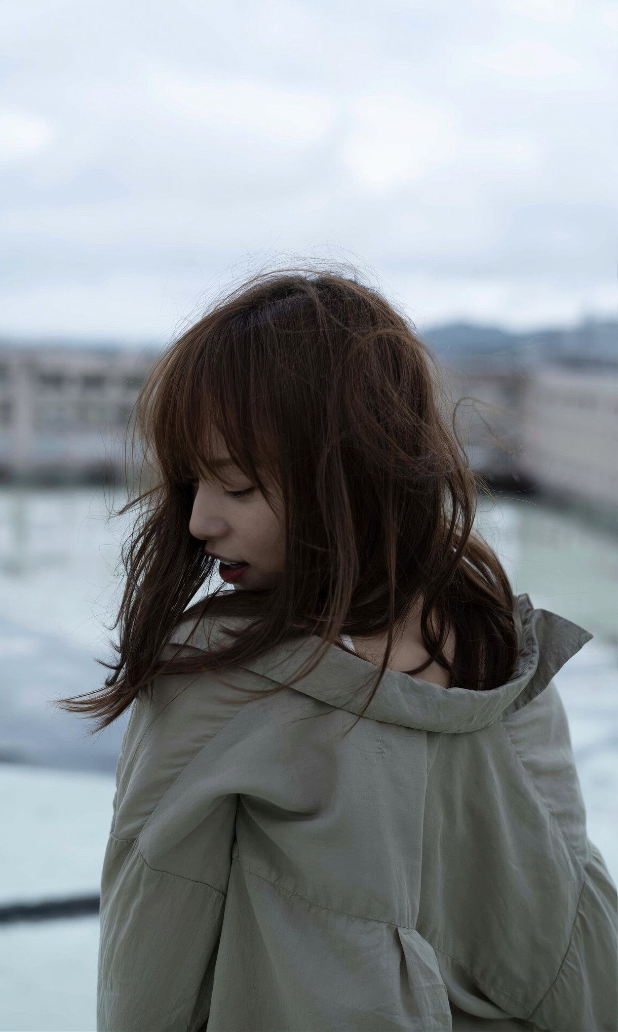 Sayaka Komuro 小室さやか, 写真集 「戯れと微笑」 Set.02