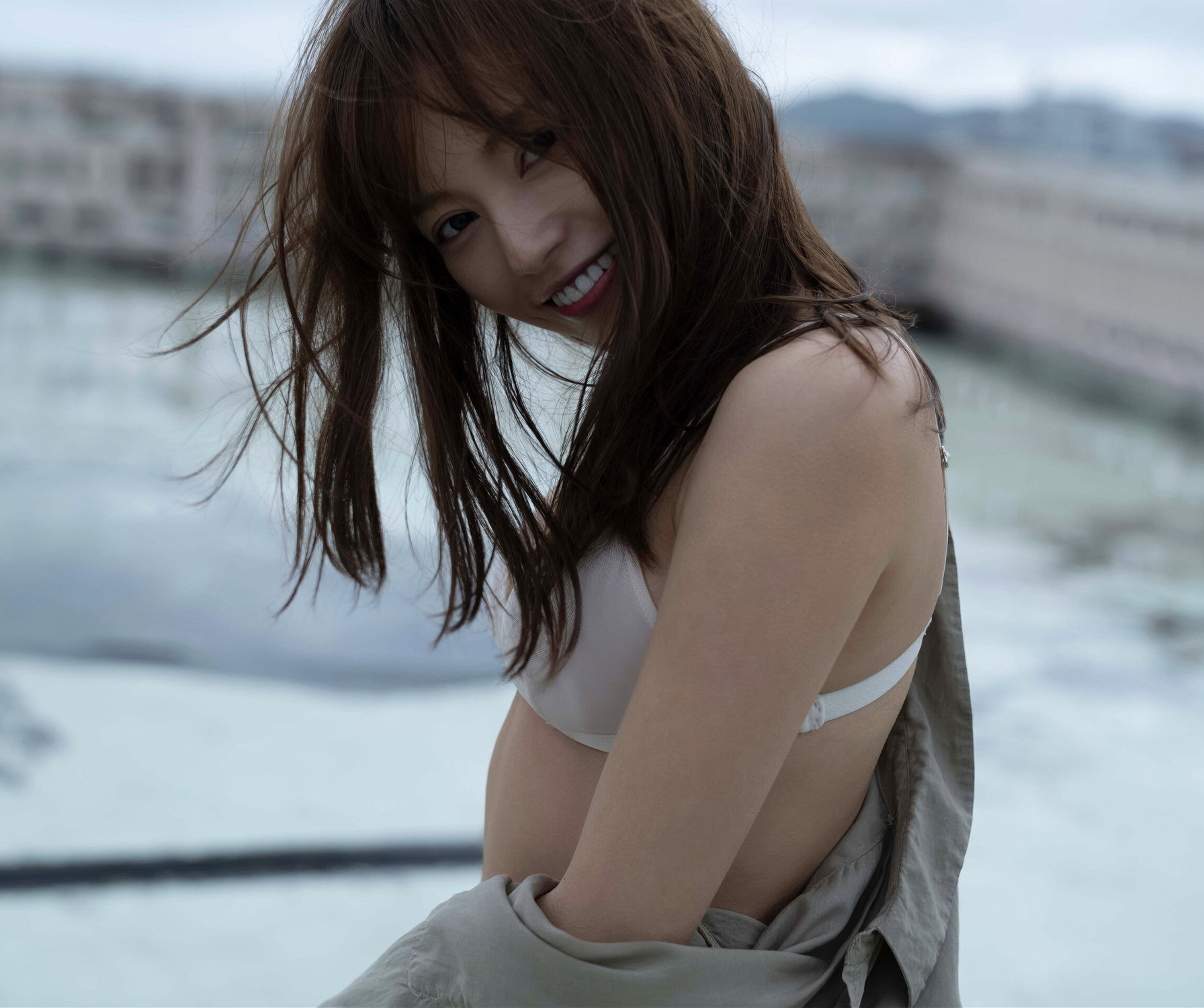 Sayaka Komuro 小室さやか, 写真集 「戯れと微笑」 Set.02