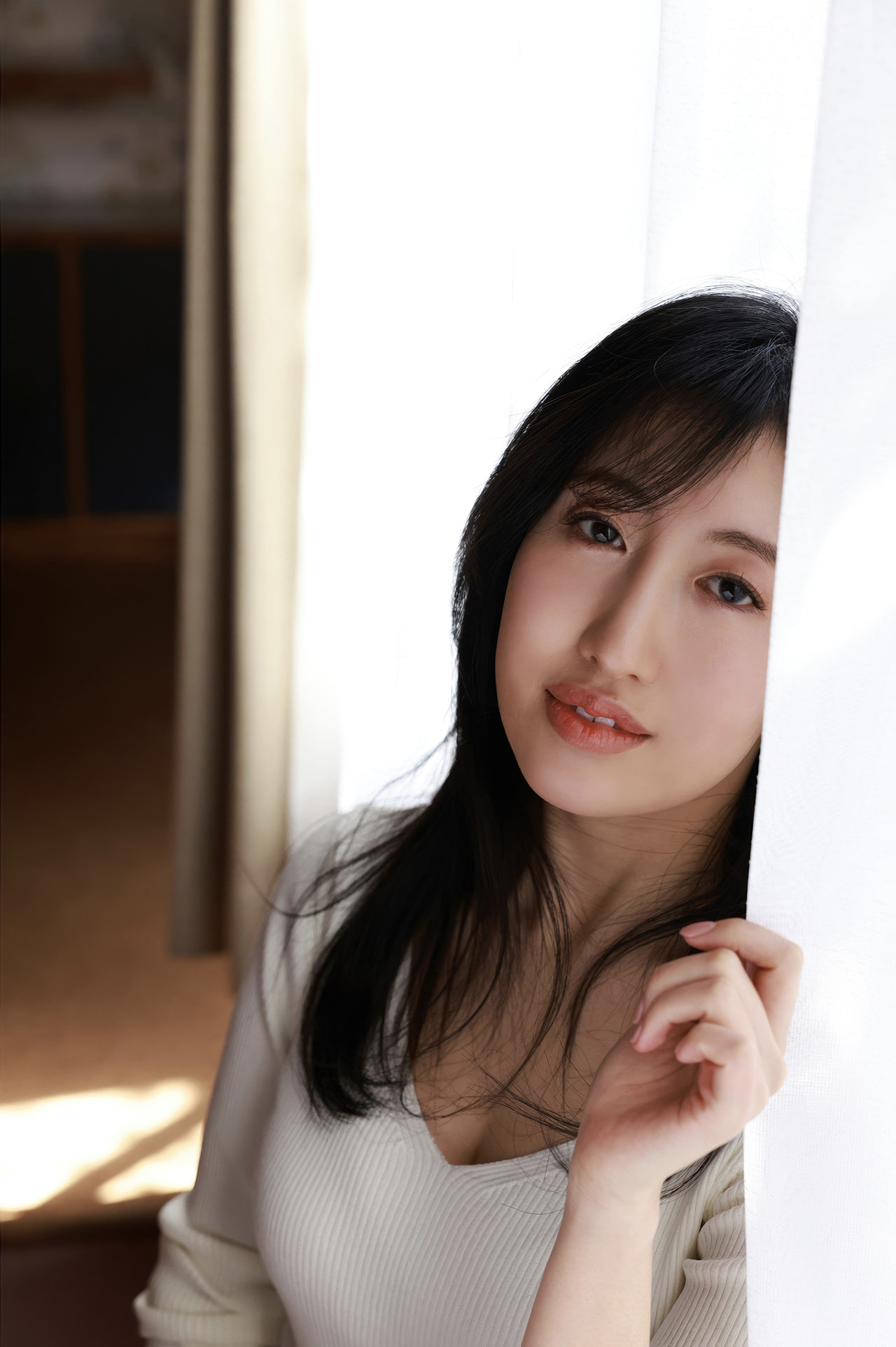 Marin Inoue 井上茉倫, FRIDAYデジタル写真集 「ミス東スポ＆ミス週刊実話２冠美女の初ヘアヌード vol.1」 Set.01