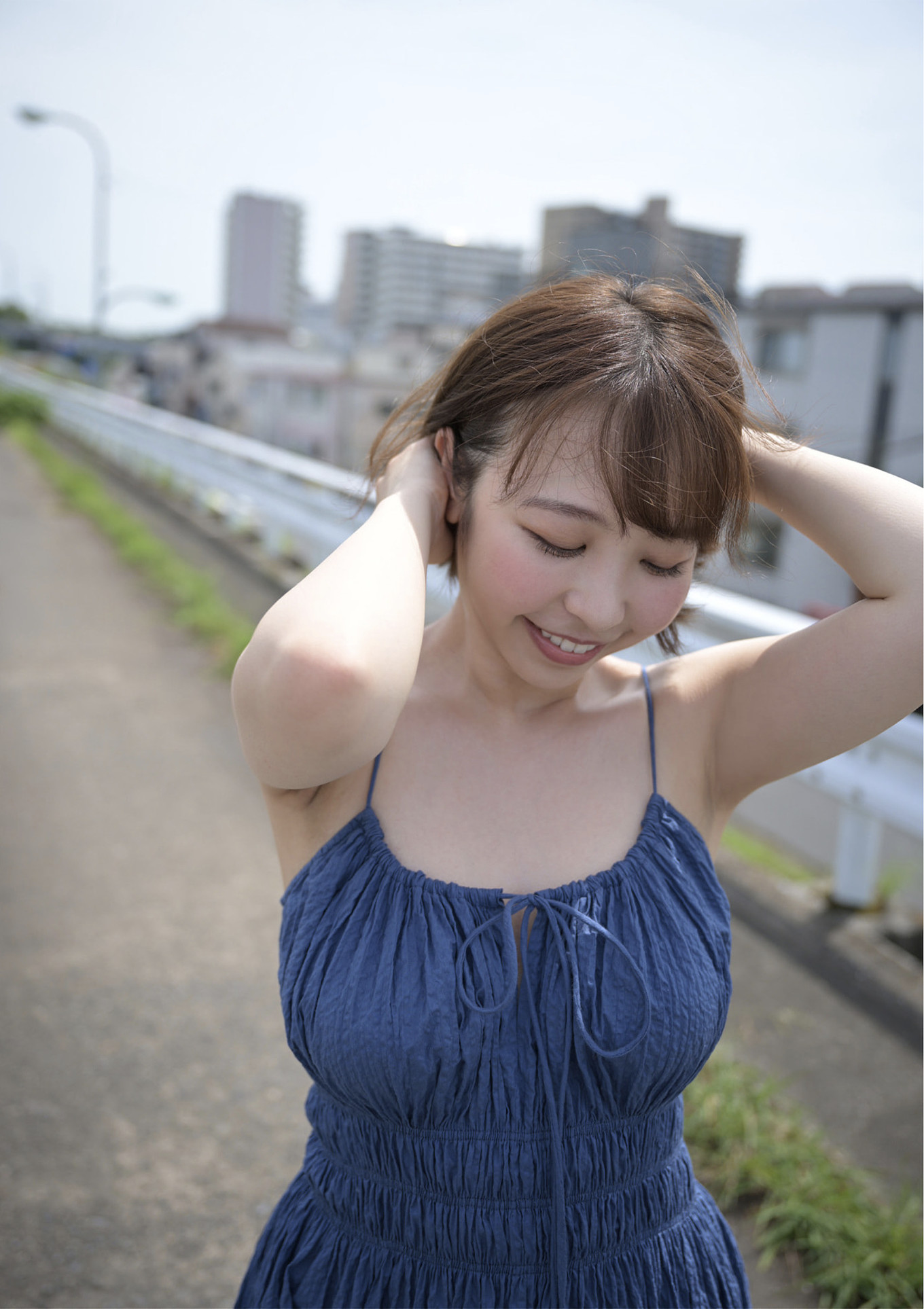 Riho Shishido 宍戸里帆, 週刊現代デジタル写真集 「現役女子大生のマシュマロ巨乳」 Set.03