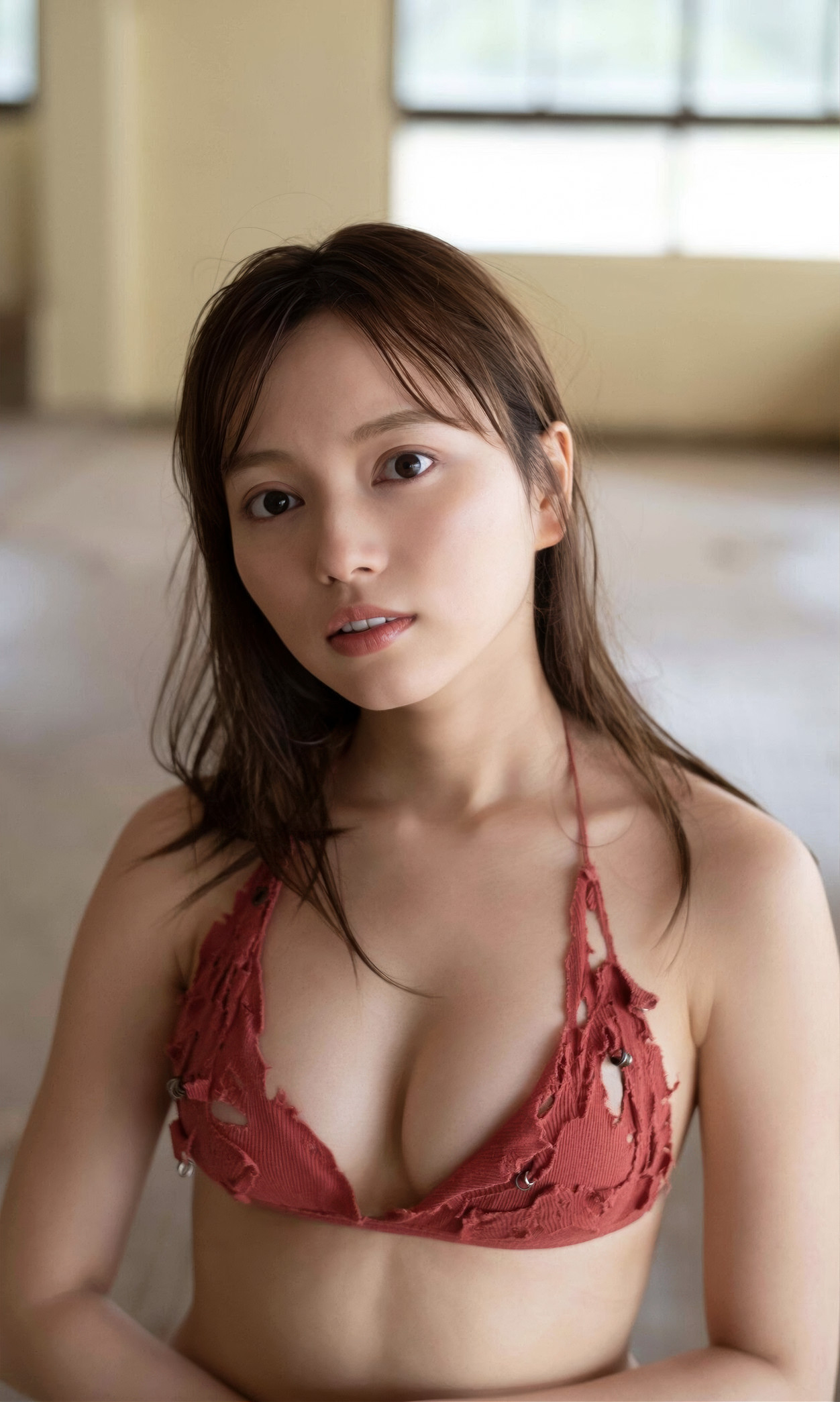 Sayaka Komuro 小室さやか, 写真集 「戯れと微笑」 Set.01