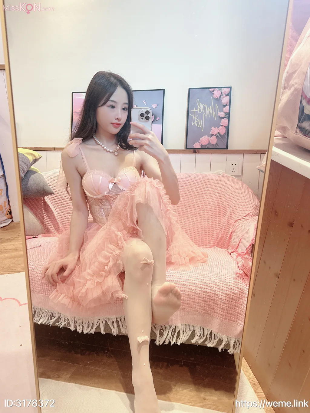 小萌子_ 粉色萌妹