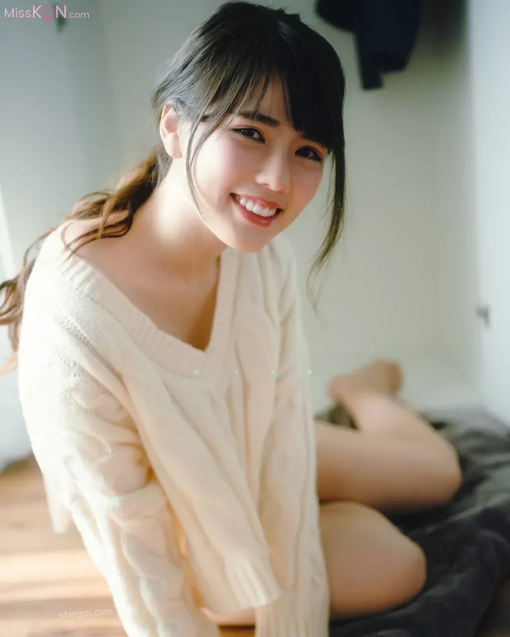 張弄弄 (papaqie)_ (OF+IG) G罩杯女友弓長弄弄