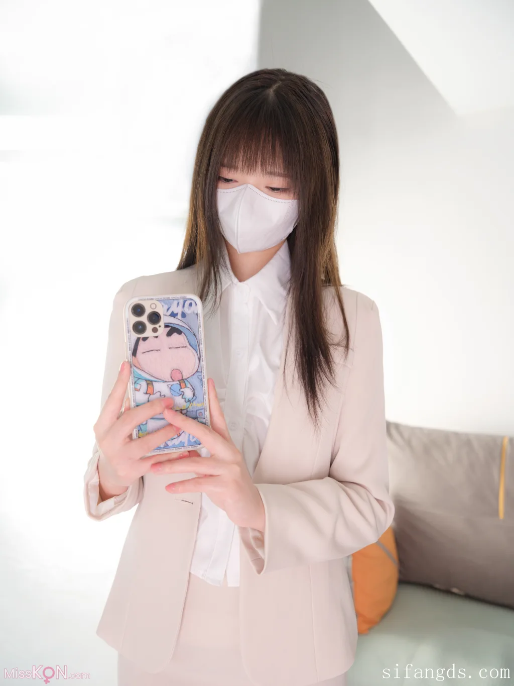 [紧急企划] 见希w_ R18 内部私定 OL&瑜伽裤+4K视频
