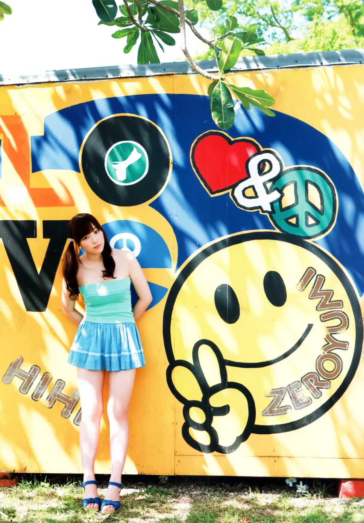 2013.05.15 モーニング娘。 譜久村聖 ファースト写真集 MIZUKI (Photobook+DVD付き)