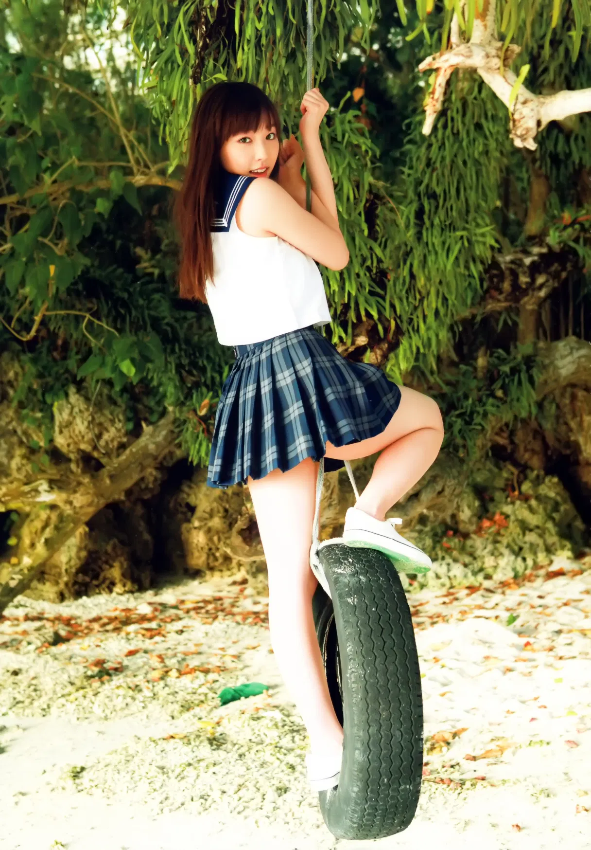 2013.05.15 モーニング娘。 譜久村聖 ファースト写真集 MIZUKI (Photobook+DVD付き)