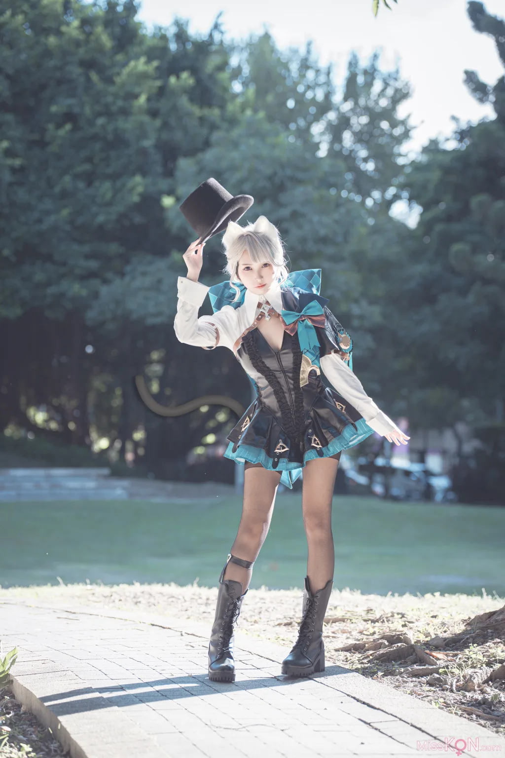 Coser@慕慕Momo_ 原神 Genshin 琳妮特的色情魔術 室外