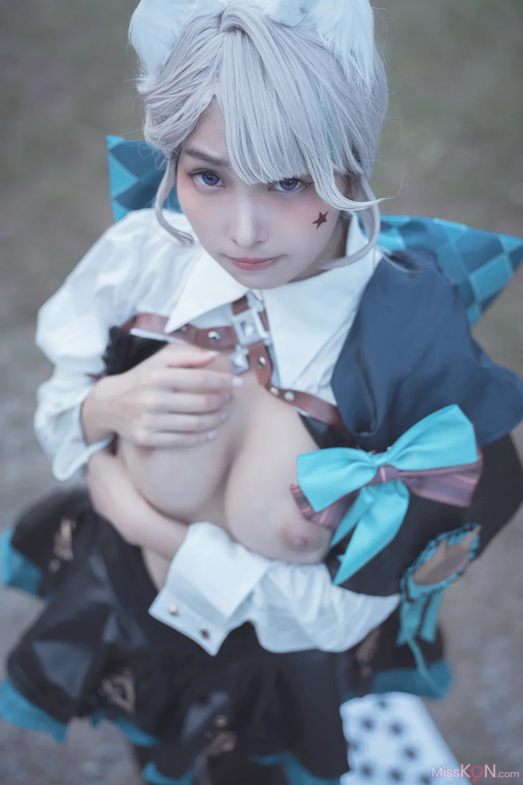 Coser@慕慕Momo_ 原神 Genshin 琳妮特的色情魔術 室外