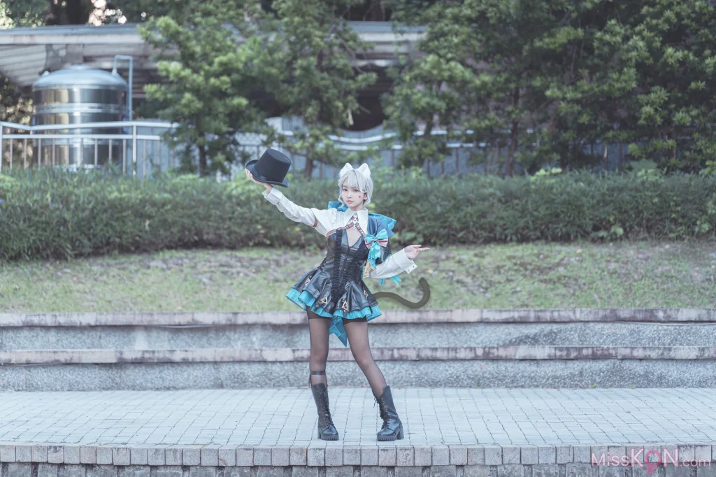 Coser@慕慕Momo_ 原神 Genshin 琳妮特的色情魔術 室外
