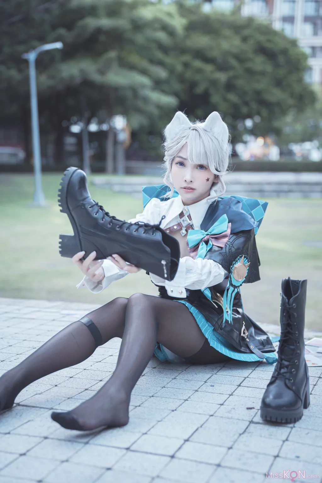 Coser@慕慕Momo_ 原神 Genshin 琳妮特的色情魔術 室外