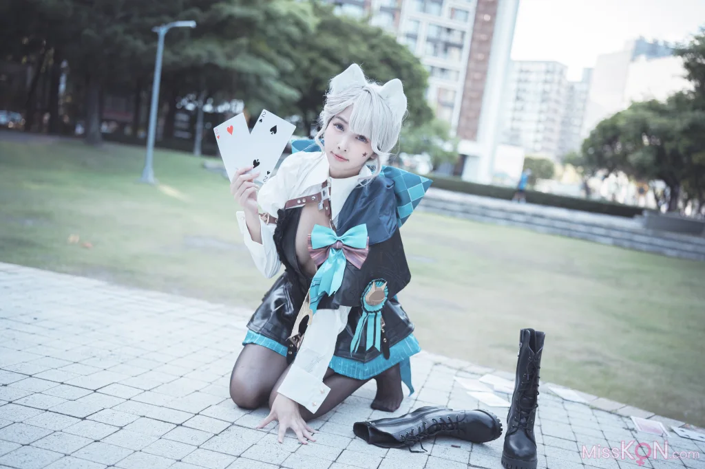 Coser@慕慕Momo_ 原神 Genshin 琳妮特的色情魔術 室外
