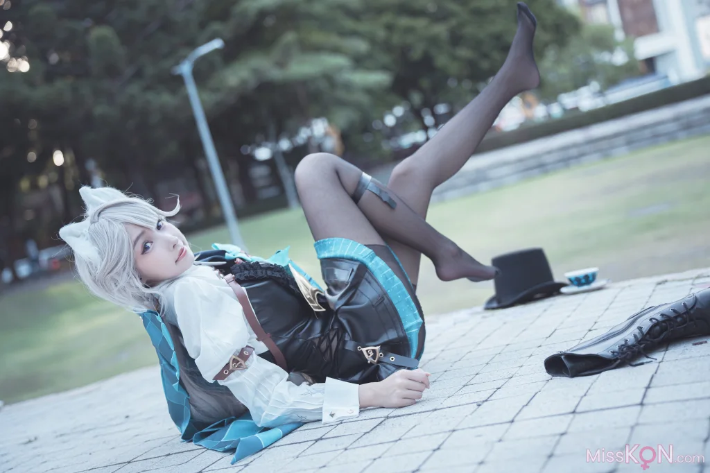 Coser@慕慕Momo_ 原神 Genshin 琳妮特的色情魔術 室外
