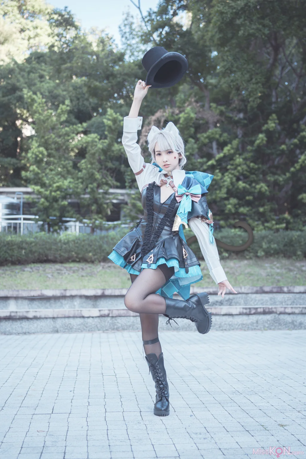 Coser@慕慕Momo_ 原神 Genshin 琳妮特的色情魔術 室外
