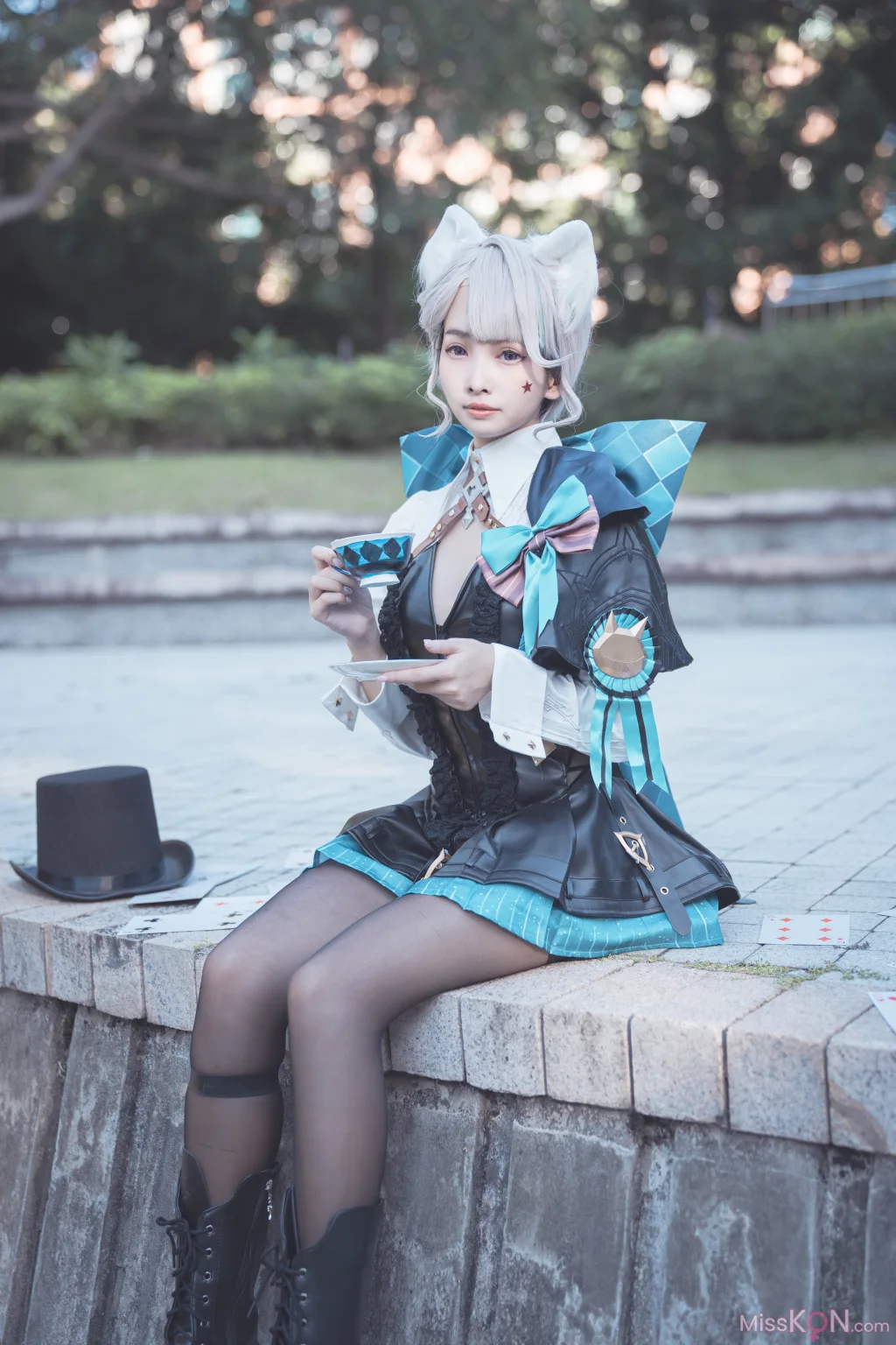 Coser@慕慕Momo_ 原神 Genshin 琳妮特的色情魔術 室外