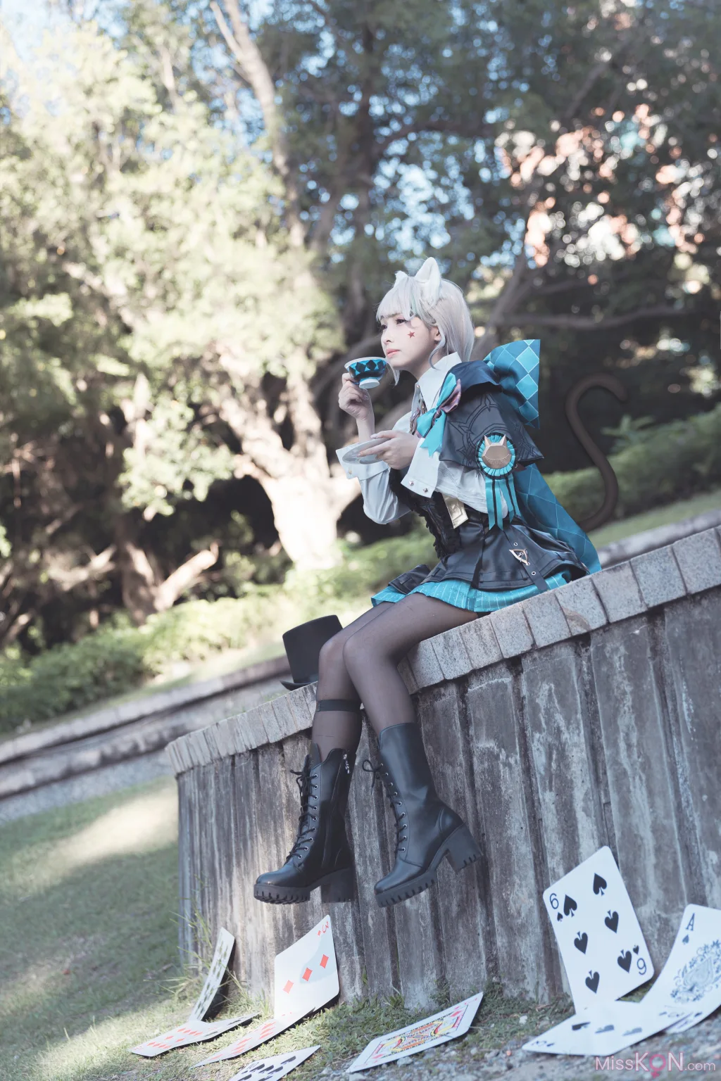 Coser@慕慕Momo_ 原神 Genshin 琳妮特的色情魔術 室外
