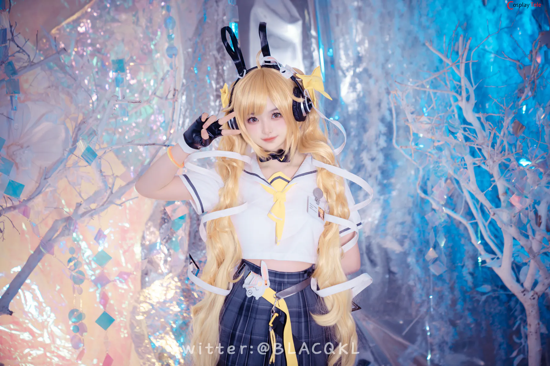 Blacqkl (白莉爱吃巧克力) cosplay Angela – King of Glory