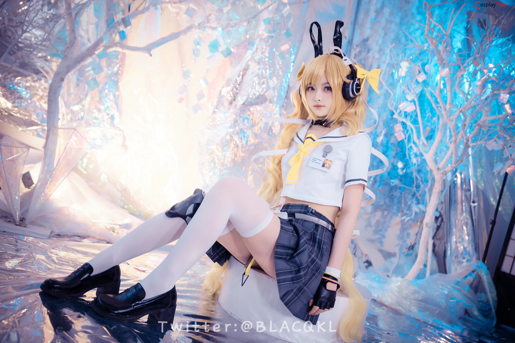 Blacqkl (白莉爱吃巧克力) cosplay Angela – King of Glory