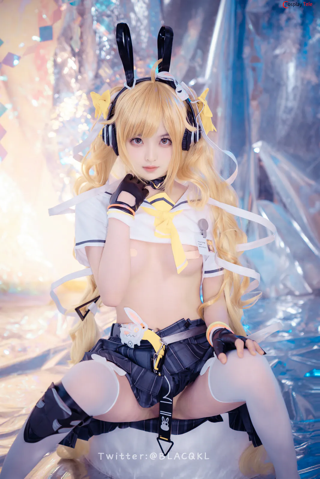 Blacqkl (白莉爱吃巧克力) cosplay Angela – King of Glory