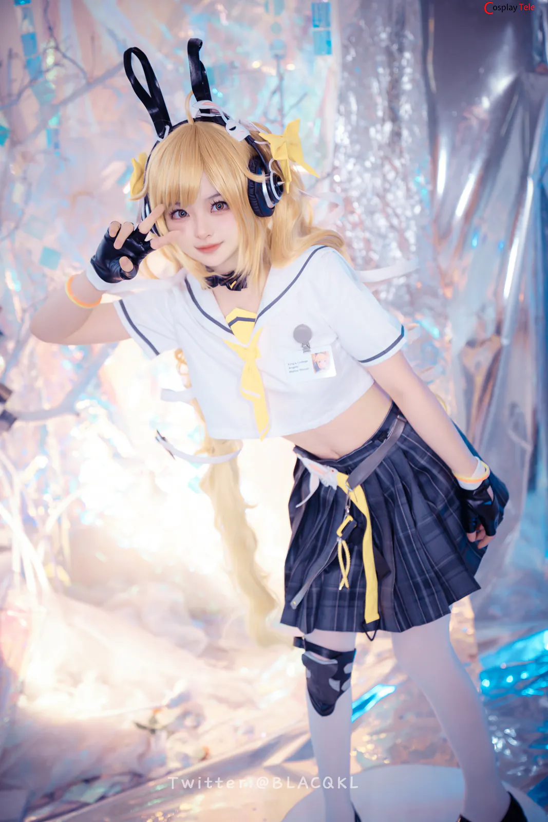 Blacqkl (白莉爱吃巧克力) cosplay Angela – King of Glory