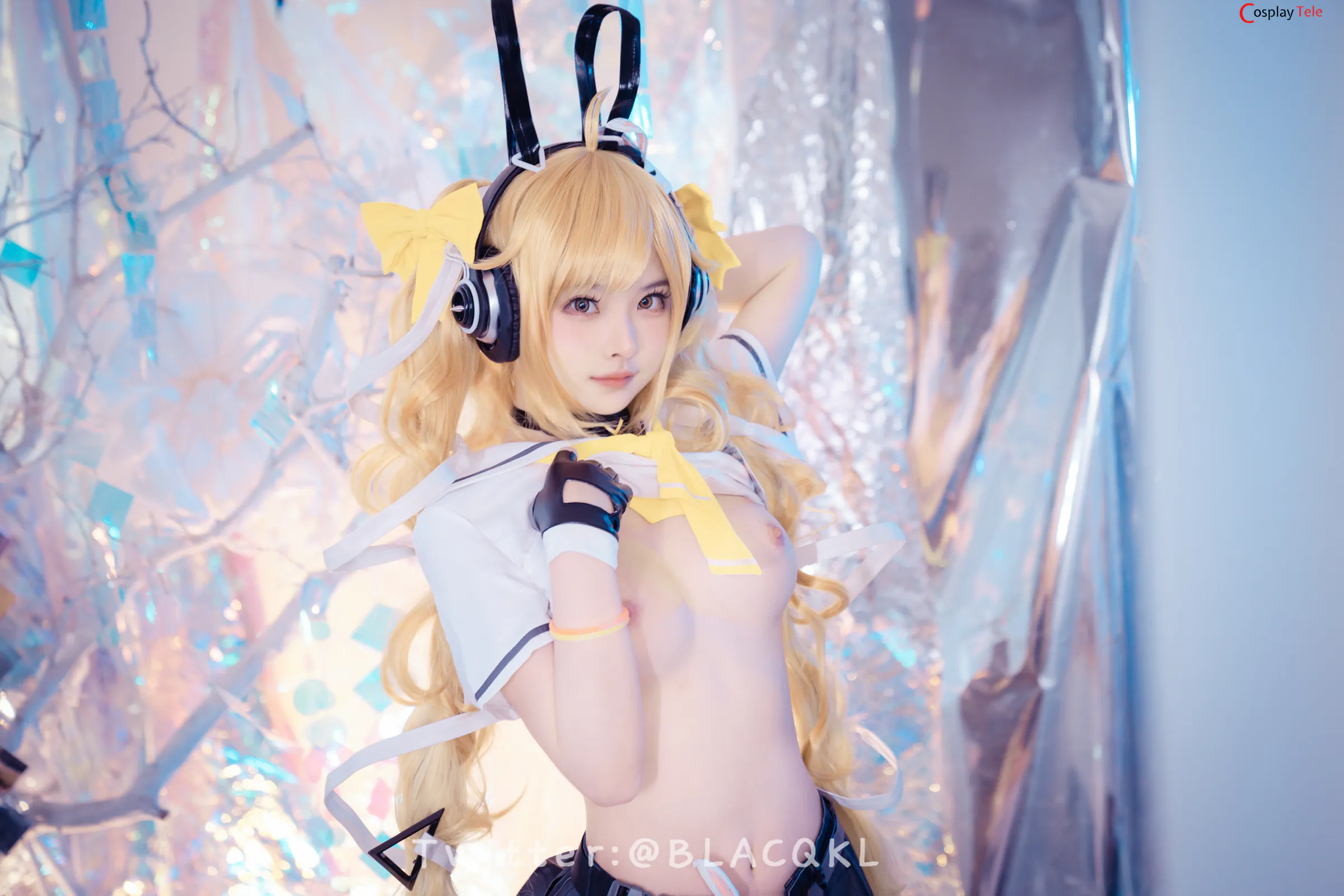 Blacqkl (白莉爱吃巧克力) cosplay Angela – King of Glory
