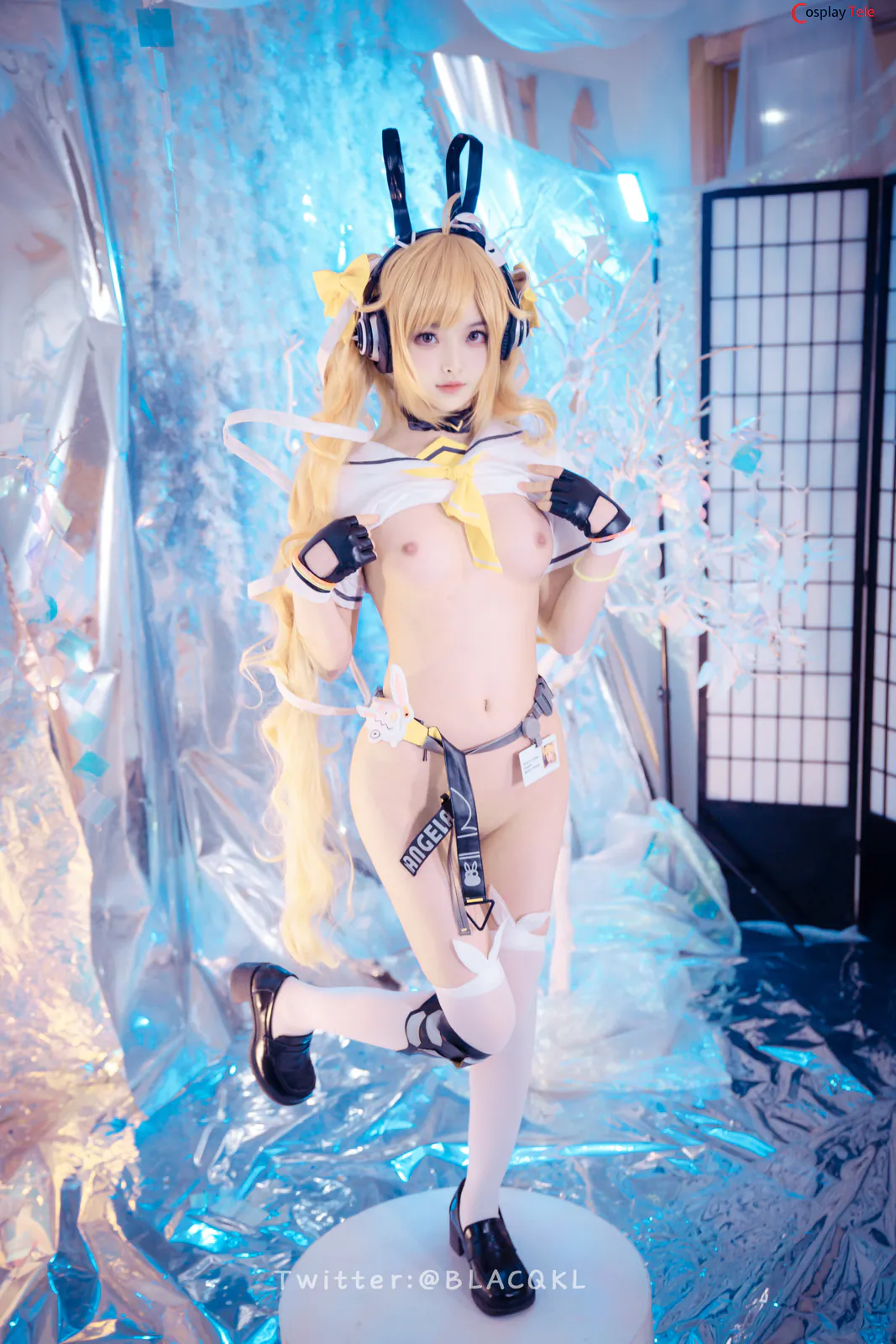 Blacqkl (白莉爱吃巧克力) cosplay Angela – King of Glory