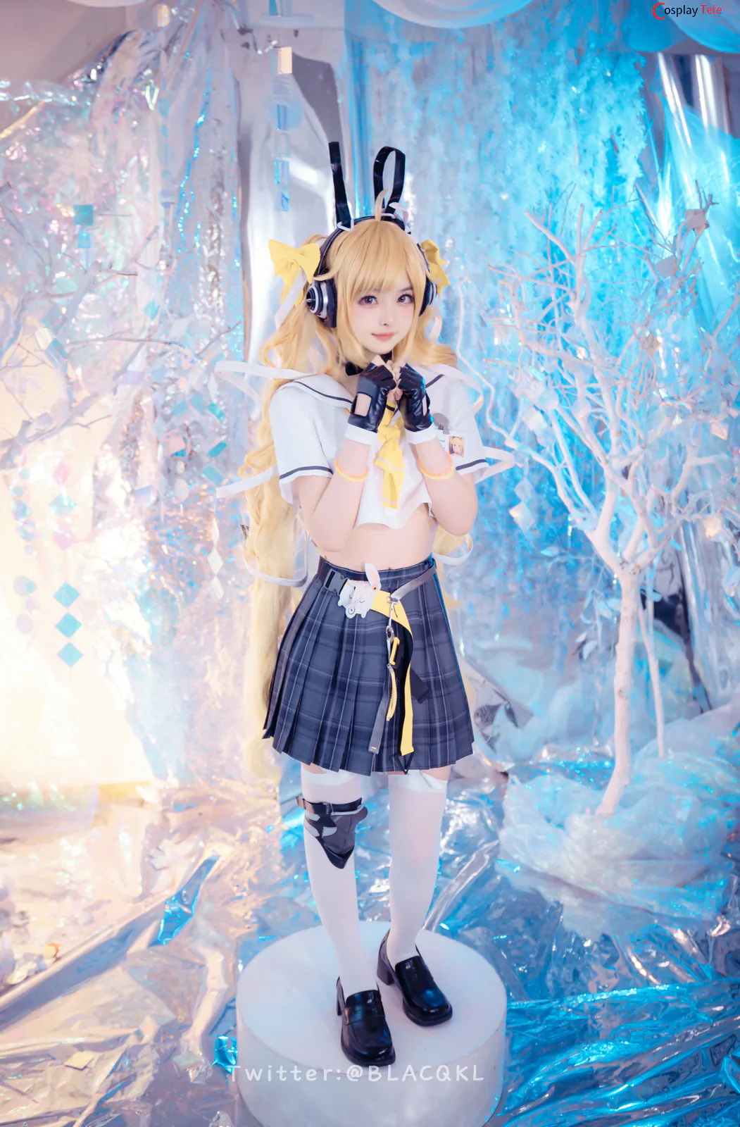 Blacqkl (白莉爱吃巧克力) cosplay Angela – King of Glory