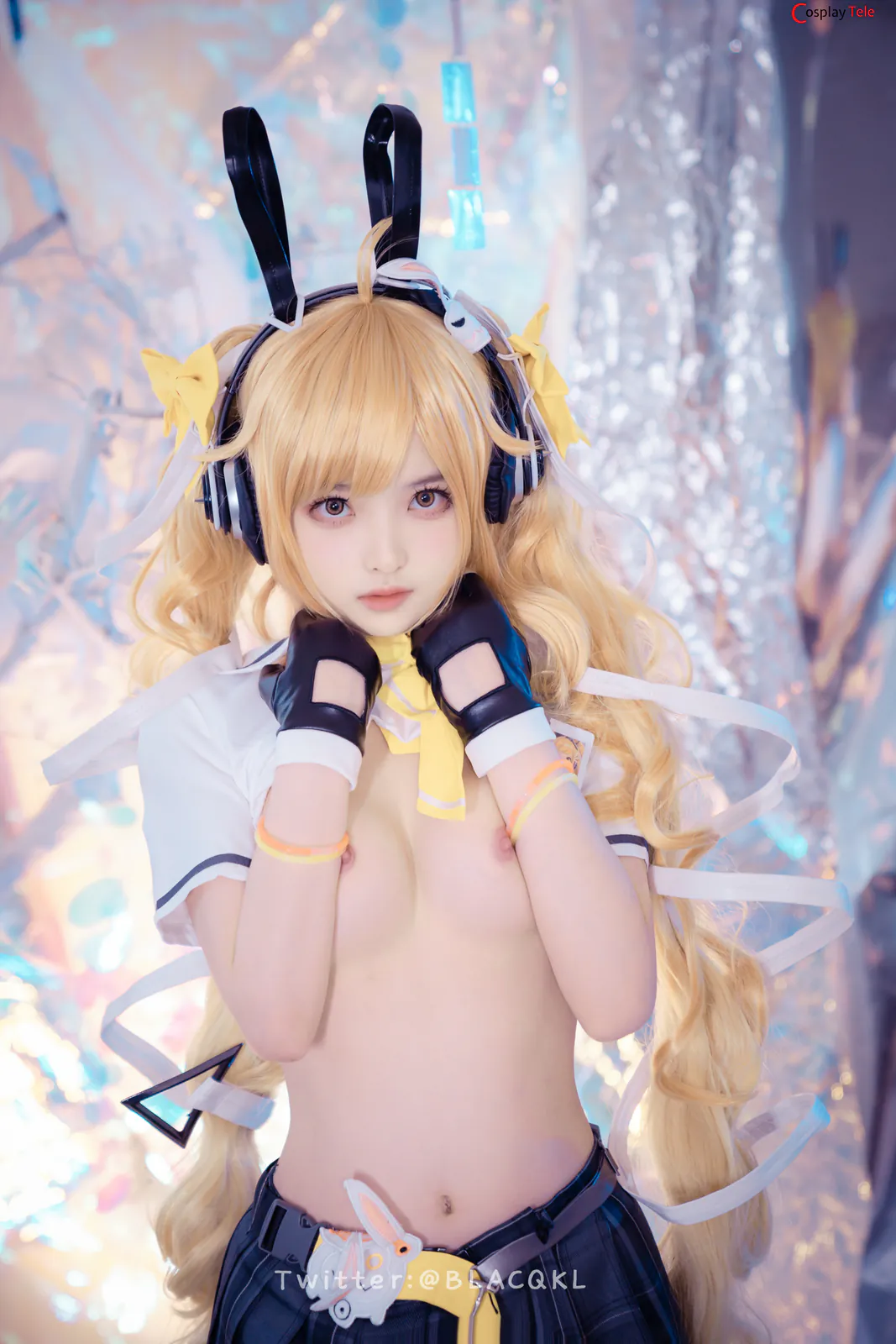 Blacqkl (白莉爱吃巧克力) cosplay Angela – King of Glory