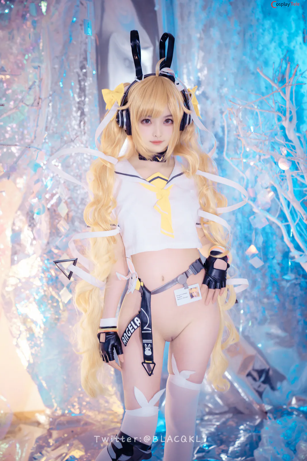Blacqkl (白莉爱吃巧克力) cosplay Angela – King of Glory