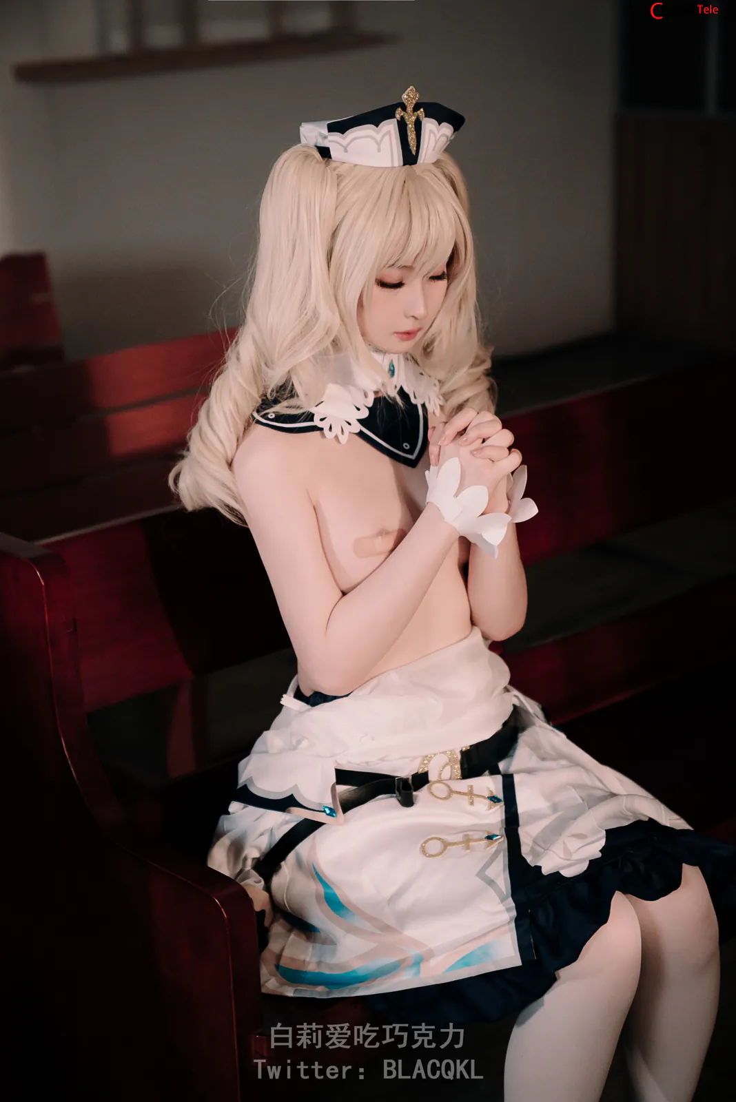 Blacqkl (白莉爱吃巧克力) cosplay Barbara – Genshin Impact