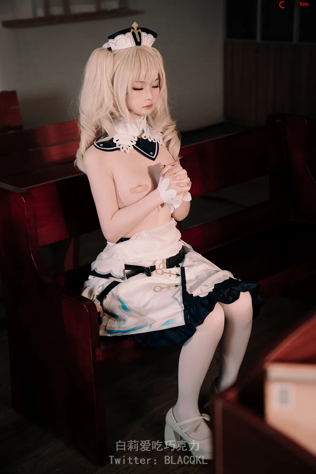 Blacqkl (白莉爱吃巧克力) cosplay Barbara – Genshin Impact