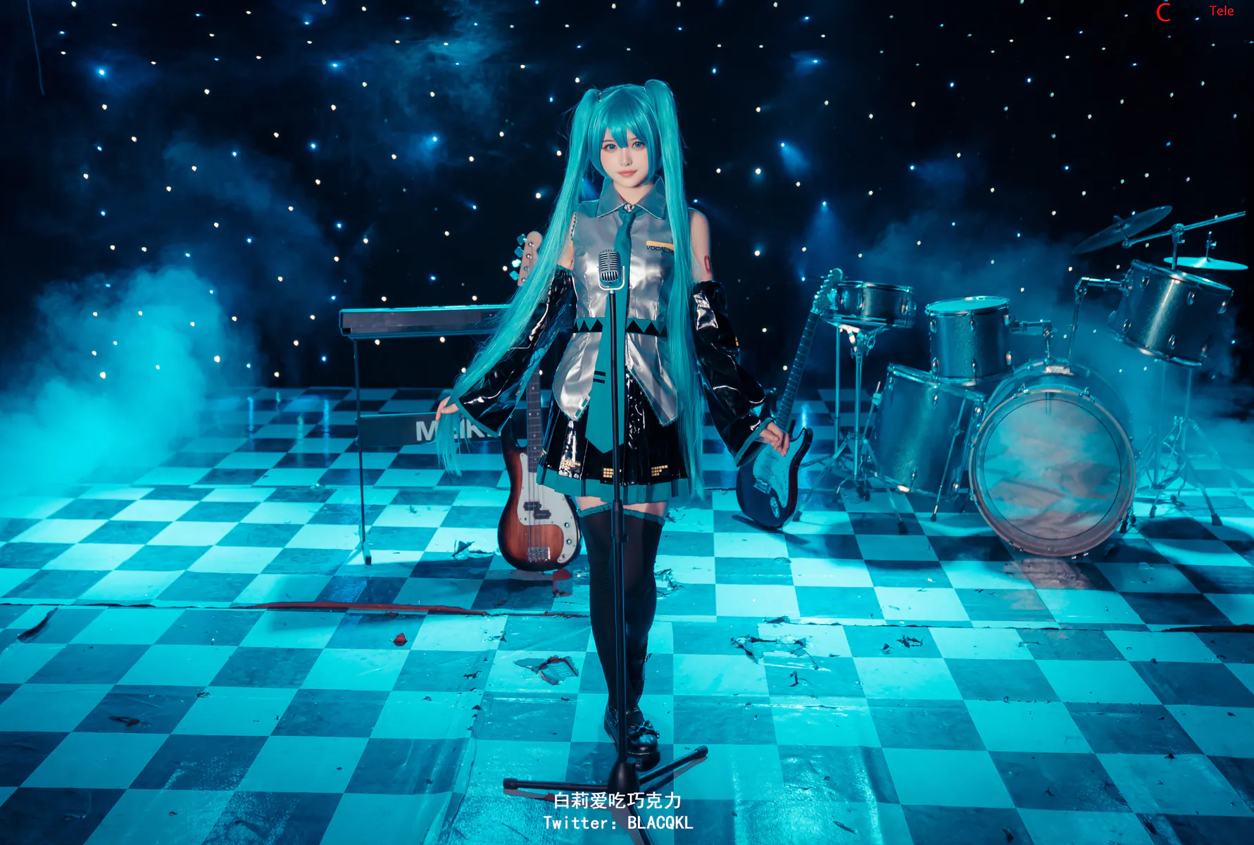 Blacqkl (白莉爱吃巧克力) cosplay Hatsune Miku