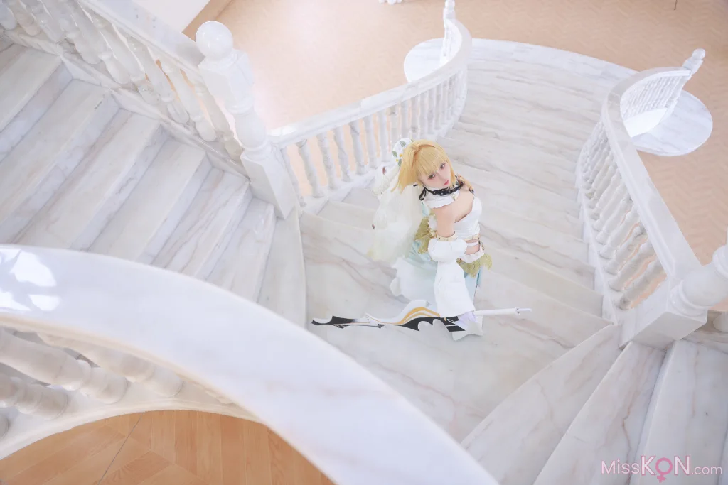 Coser@G44不会受伤_ 尼禄花嫁