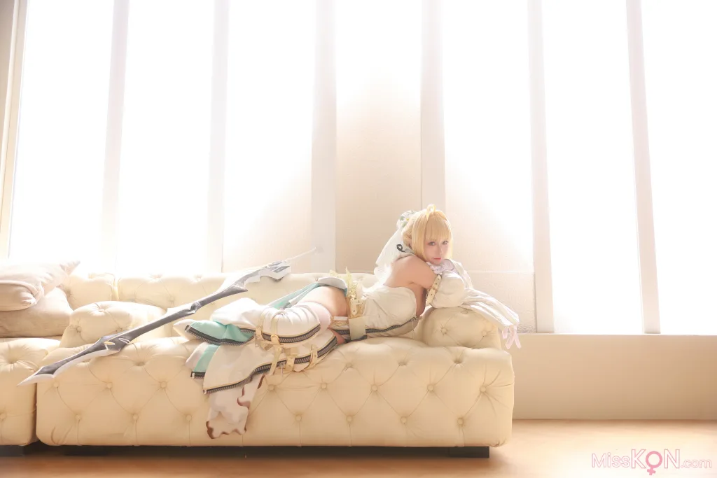 Coser@G44不会受伤_ 尼禄花嫁