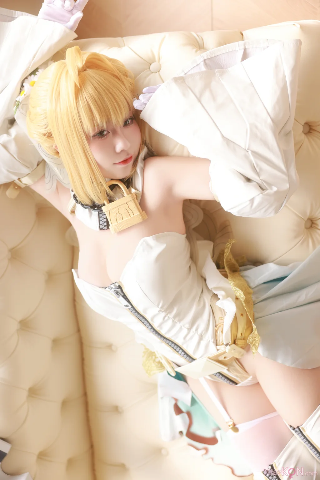 Coser@G44不会受伤_ 尼禄花嫁