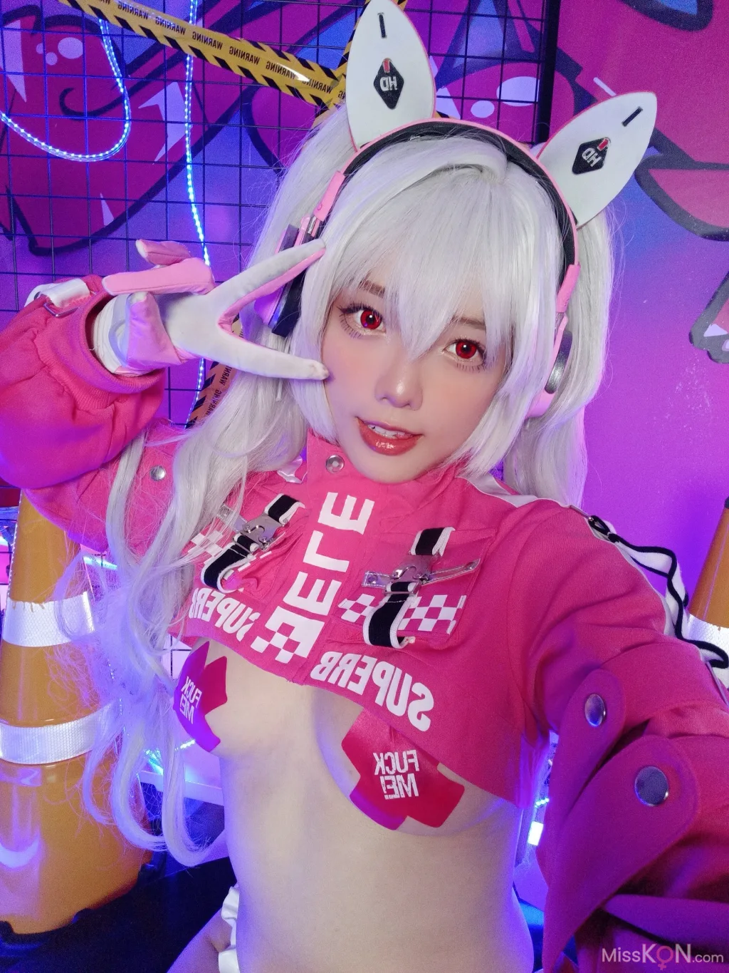 Coser@Messie Huang_ Alice (Nikke)