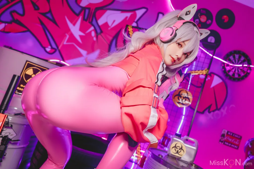 Coser@Messie Huang_ Alice (Nikke)