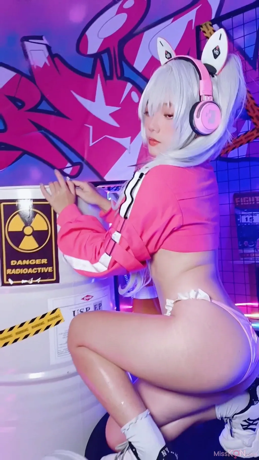 Coser@Messie Huang_ Alice (Nikke)